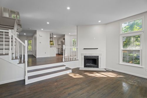 apt-5-918 Quinnipiac Ave, New Haven, CT, 06513-3330 | Card Image