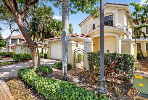 23-3-1506 Passion Vine Cir, Weston, FL, 33326-3656 | Card Image