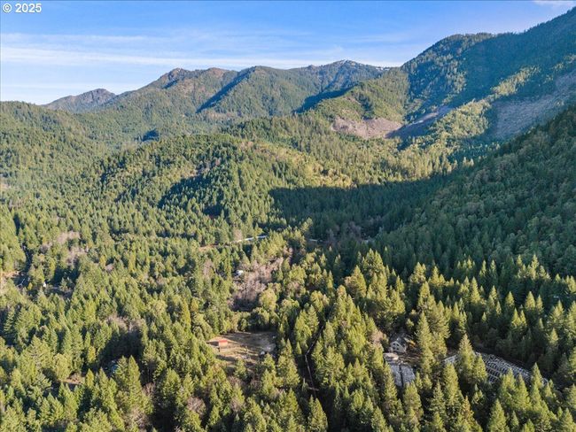 571 Briar Ln, House other with 5 bedrooms, 2 bathrooms and 2 parking in Selma OR | Image 13