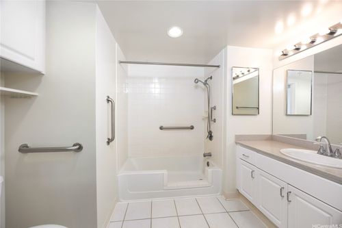 908-1314 Kalakaua Ave, Honolulu, HI, 96826-1926 | Card Image