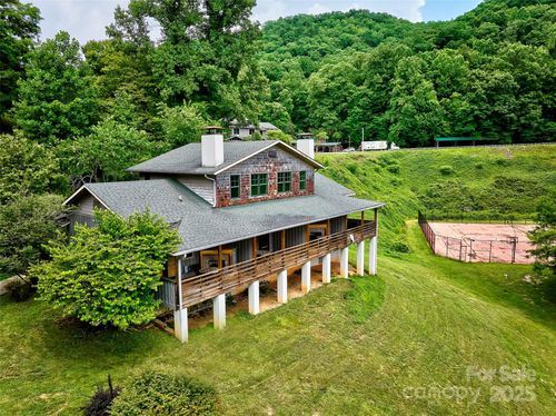 31 Valley Ln, Bryson City, NC, 28713 | Card Image