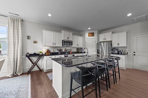 385 Jackson Pond Dr, Smithfield, NC, 27577-7046 | Card Image
