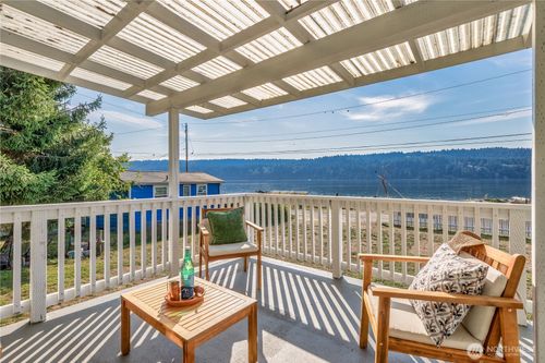 27830 Manzanita Beach Rd Sw, Vashon, WA, 98070-8926 | Card Image