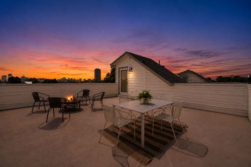 1917 Landon Ln, Dallas, TX, 75204-4762 | Card Image