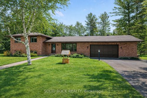113 Goodwood Crescent, Beckwith, ON, K7C0V3 | Card Image