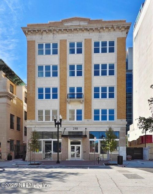 201-218 W Church St, JACKSONVILLE, FL, 32202-4150 | Card Image