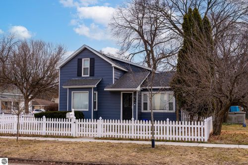 320 E Wisconsin St, Mt Pleasant, MI, 48858-2653 | Card Image
