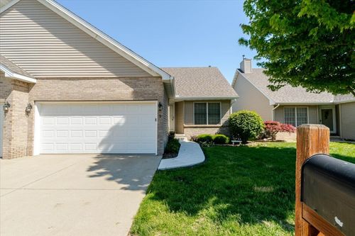 3-107 N Blair Dr, Normal, IL, 61761-6408 | Card Image