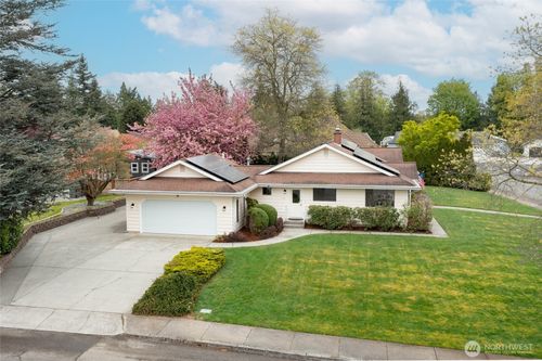 1704 Village Dr, Lynden, WA, 98264-1283 | Card Image