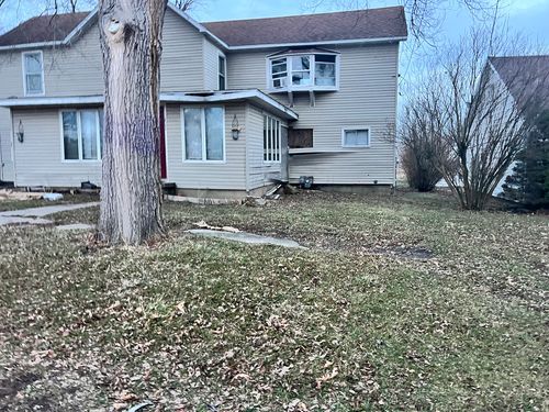 207 S Grove St, Rankin, IL, 60960-7050 | Card Image