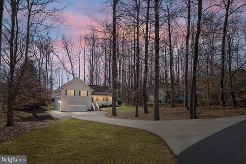 6206 Dawes Dr, KING GEORGE, VA, 22485-7147 | Card Image