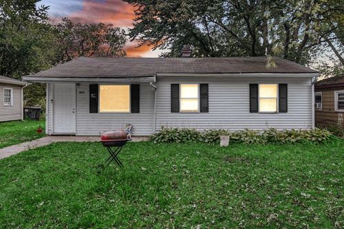 4079 Missouri St, Hobart, IN, 46342-1536 | Card Image
