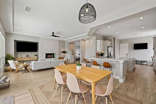 74053 Chinook Cir, Palm Desert, CA, 92211-2076 | Card Image