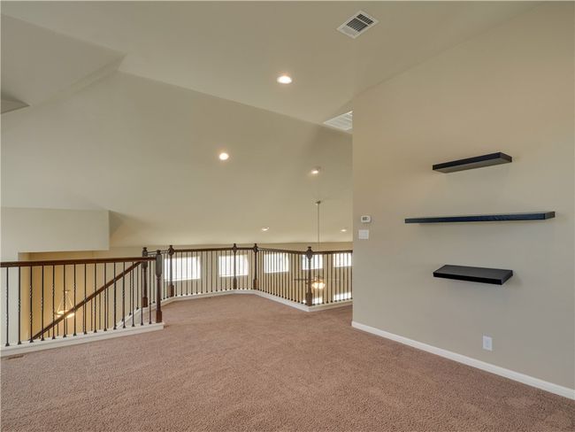 Spacious Game room upstairs | Image 18