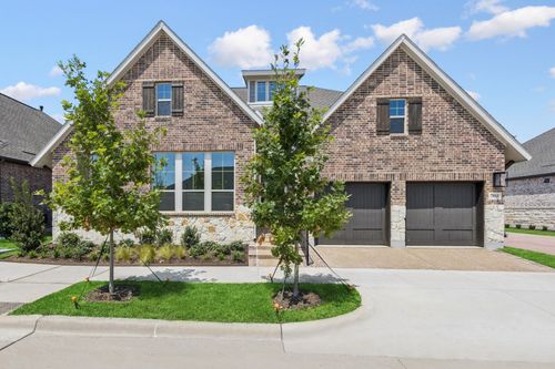 2065 Spotted Fawn Dr, Arlington, TX, 76005-1423 | Card Image