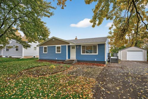 165 Sherrie Ln, Woodbury, MN, 55125-1135 | Card Image