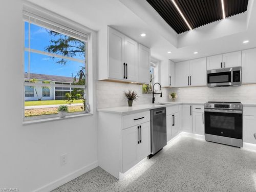 4941 Aztec Cir, NAPLES, FL, 34112-6918 | Card Image