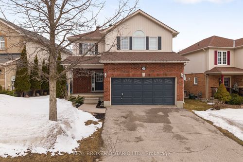 27 Vanessa Dr, Orillia, ON, L3V7Y8 | Card Image