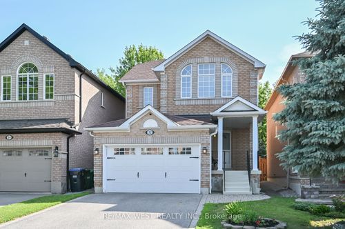 32 Crestridge Dr, Bolton, ON, L7E2T7 | Card Image