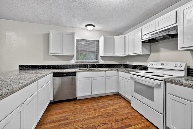 1306 Blanton Pl, House other with 3 bedrooms, 2 bathrooms and null parking in Sherman TX | Image 6
