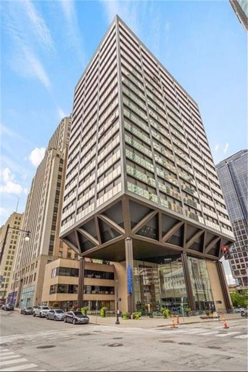 602-1101 Walnut St, Kansas City, MO, 64106-4200 | Card Image