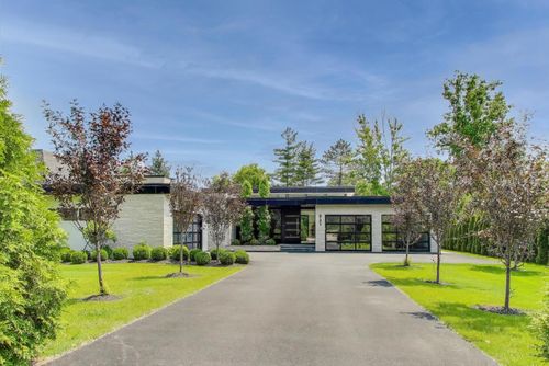 821 Harms Rd, Glenview, IL, 60025-3245 | Card Image