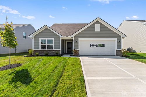 221 Scorcese Street, Springfield, OH, 45505 | Card Image