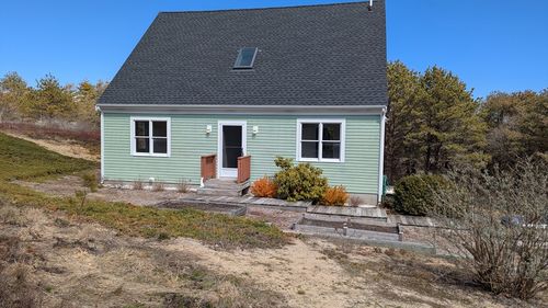 7 Sawyer Grove Rd, Truro, MA, 02666-6293 | Card Image