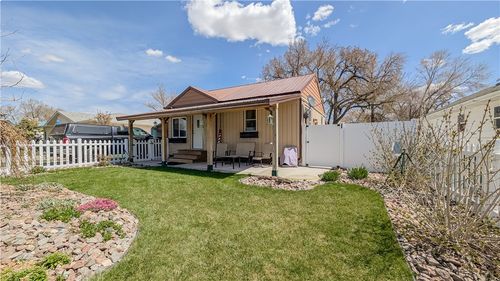 516 Montana Avenue, Fairview, MT, 59221 | Card Image