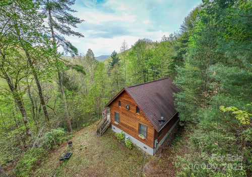 384 Snowbird Woods Rd, Robbinsville, NC, 28771 | Card Image