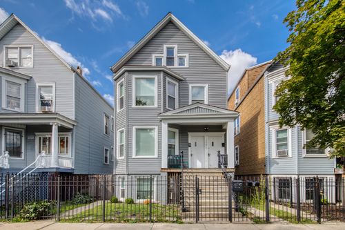 1-2842 Avers Ave, Chicago, IL, 60618-7204 | Card Image