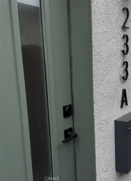 a-233 A E 25th St, Long Beach, CA, 90806-3001 | Card Image