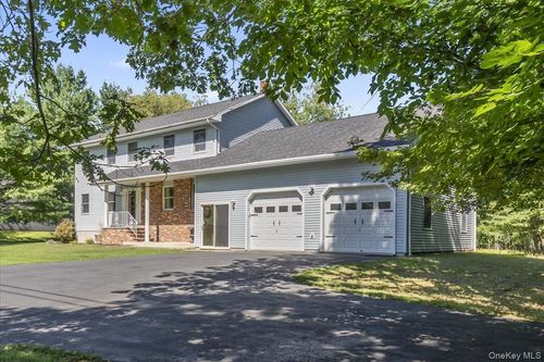 29 Stone Mountain Rd, Round Top, NY, 12473-7714 | Card Image