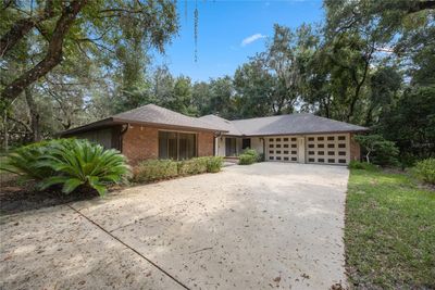 185 River Oaks Circle, House other with 4 bedrooms, 2 bathrooms and null parking in Sanford FL | Image 2