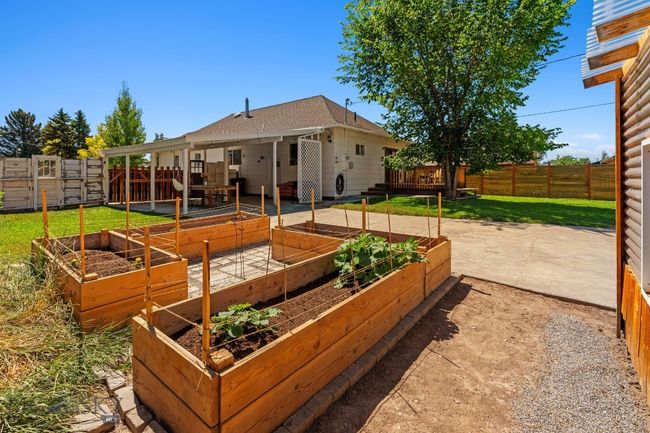 220 S 4 Th St, House other with 3 bedrooms, 2 bathrooms and null parking in Manhattan MT | Image 92