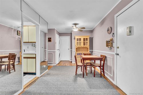apt-2b-20 Toehee Pl, Islip, NY, 11751-3346 | Card Image