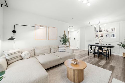 118-5900 Dover Cres, Richmond, BC, V7C5R4 | Card Image