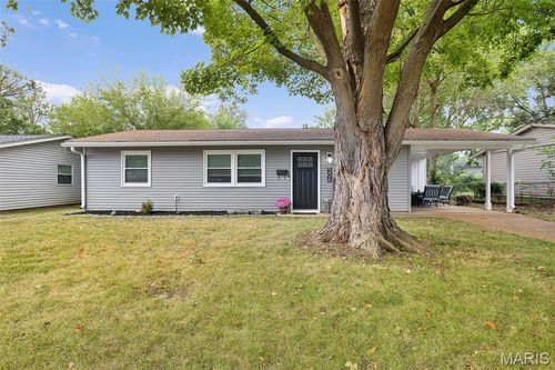 506 Impala Ln, Hazelwood, MO, 63042-1807 | Card Image