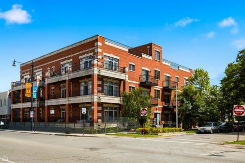2d-4755 Kilbourn Ave, Chicago, IL, 60630-4092 | Card Image