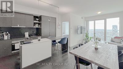 6506 - 100 Harbour St, Condo with 2 bedrooms, 2 bathrooms and null parking in Toronto ON | Image 1