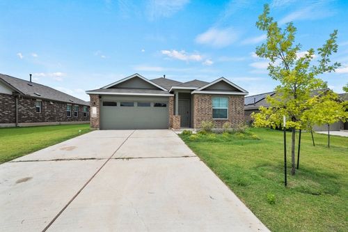 416 Golden Grove Pkwy, San Marcos, TX, 78666-4577 | Card Image
