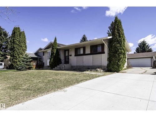 34 Abbey Cres, St Albert, AB, T8N2X2 | Card Image