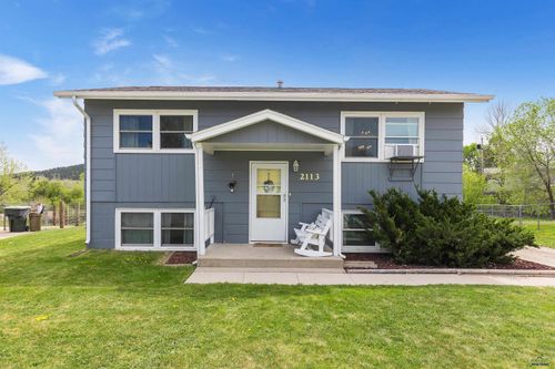 2113 Colorado Dr, Sturgis, SD, 57785-2223 | Card Image