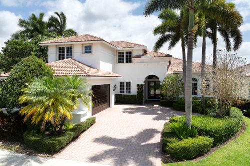 7030 Isla Vista Dr, West Palm Beach, FL, 33412-3065 | Card Image