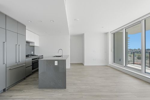 808-2135 Springer Ave, Burnaby, BC, V5B3N1 | Card Image