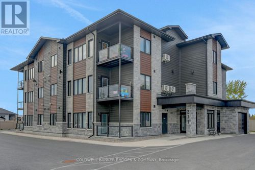 102-271 Belfort St, Embrun, ON, K0A1W0 | Card Image