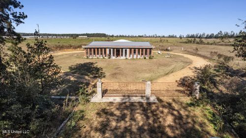 2545 Pleasant Grove Rd Se, Bogue Chitto, MS, 39629-3040 | Card Image