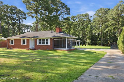 1760 John Small Ave, Washington, NC, 27889-7387 | Card Image