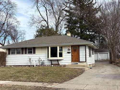 115 N Greenview Ave, Mundelein, IL, 60060-2115 | Card Image