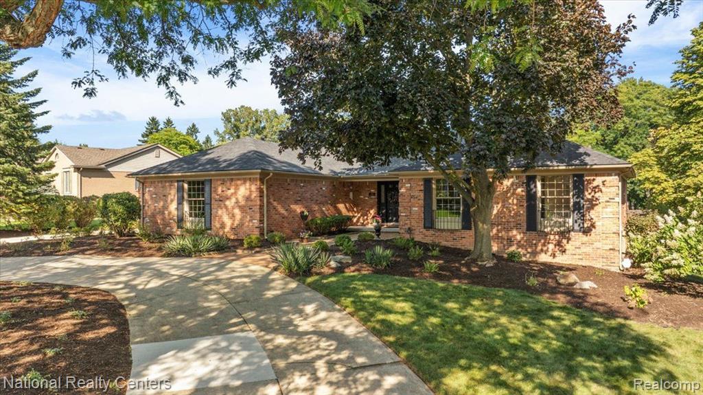 Cypress Rd, Rochester Hills, MI 48309